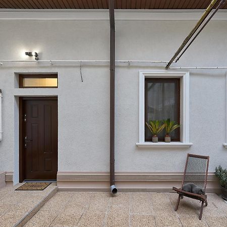 Cozy Green House Bukarest Exterior foto