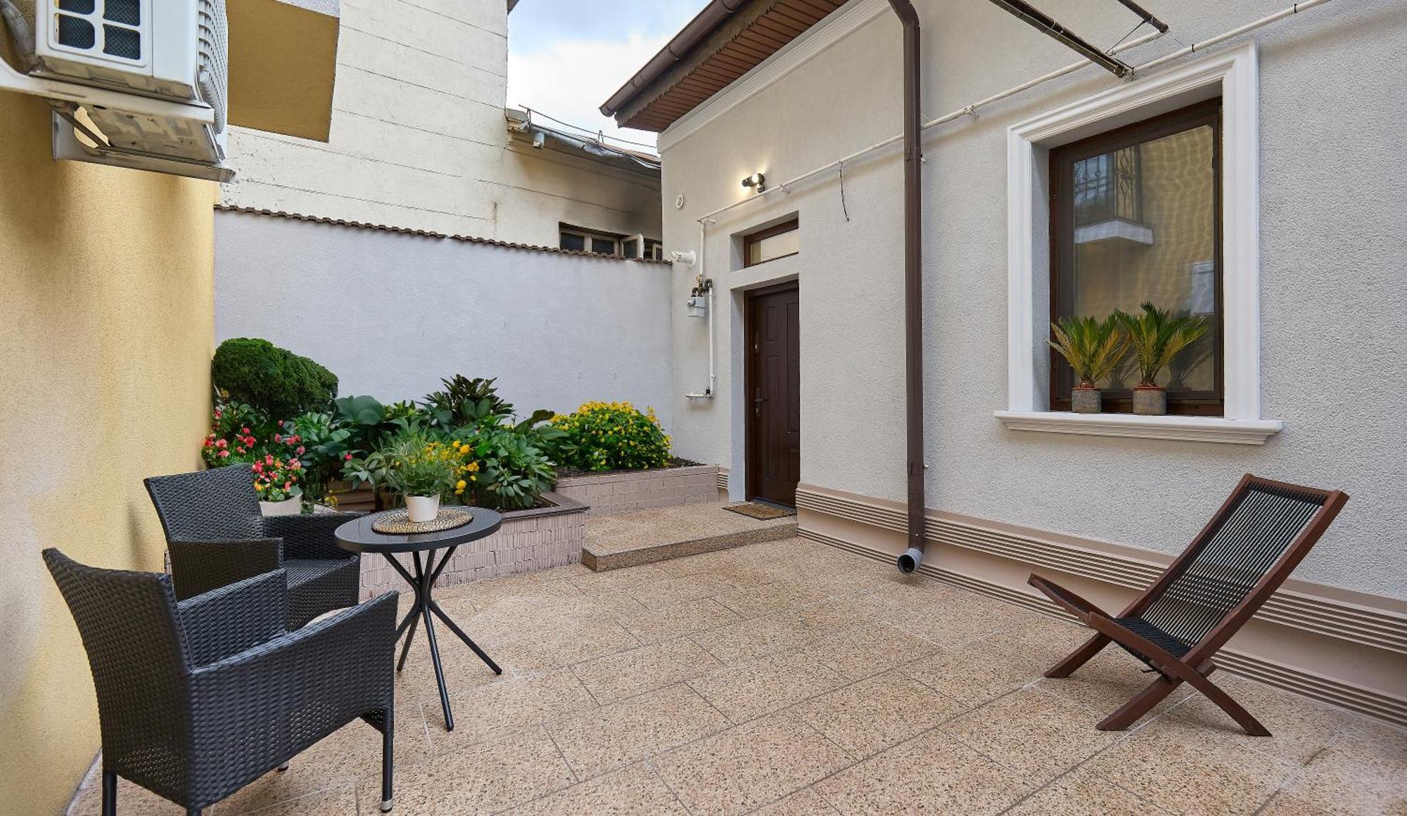 Cozy Green House Bukarest Exterior foto